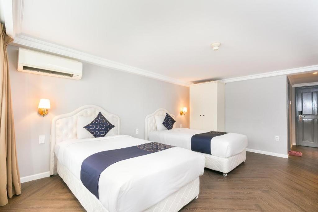 Stellar Boutique - Near Secc * Ho Chi Minh City